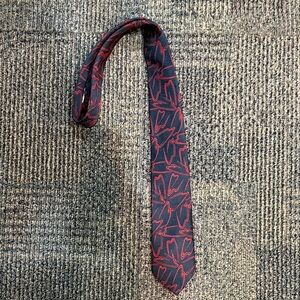 Red and Navy Giovanni Carvello Tie